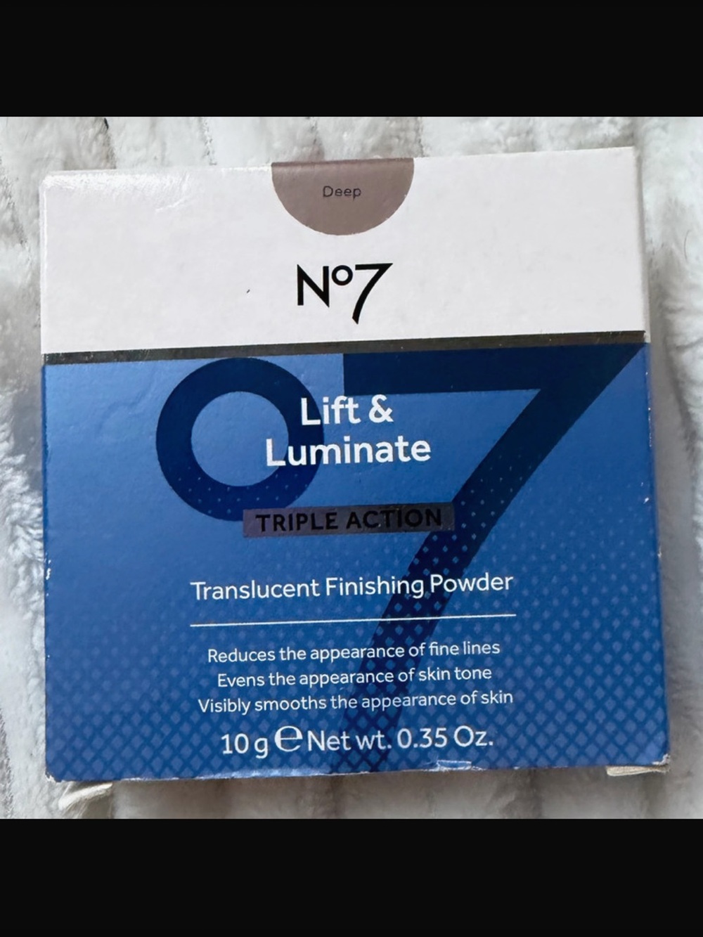 No7 Lift & Luminate Translucent Finishing Powder - Deep